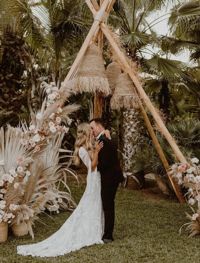 Boho Chic Wedding Decor Ideas 17